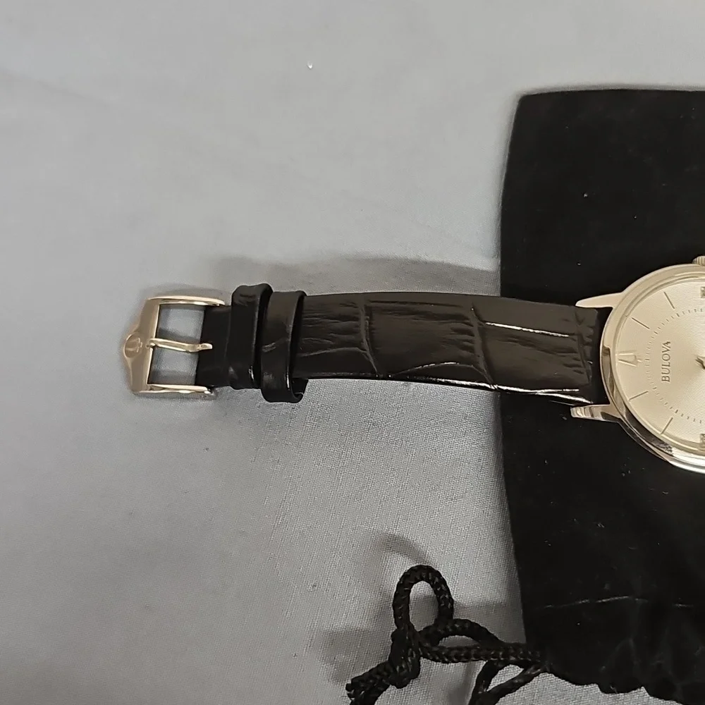 BULOVA 96P189 DIAMOND WOMENS WATCH BFPM-08-100